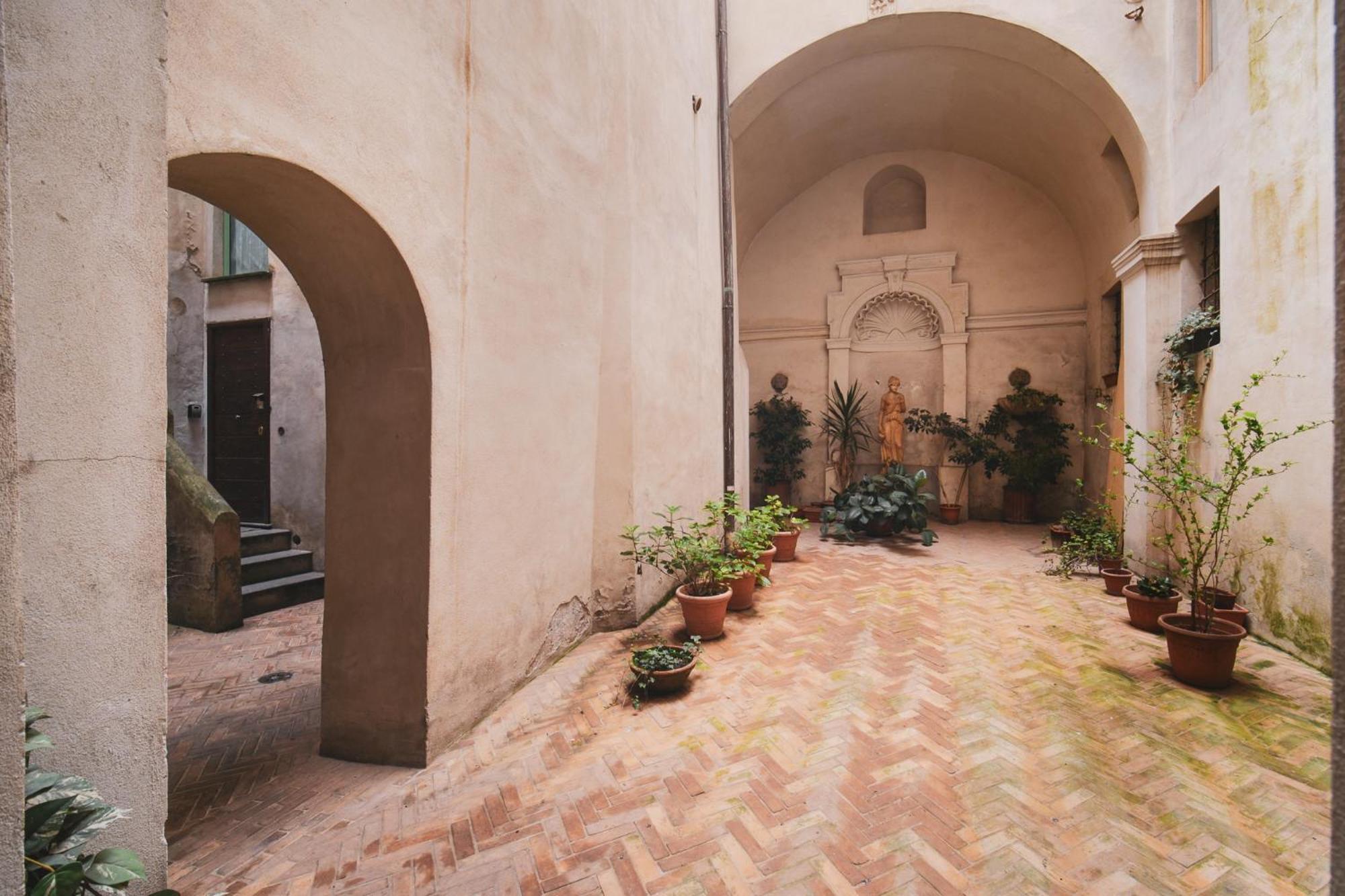 Pettinari By Buddyrent Rome Exterior photo